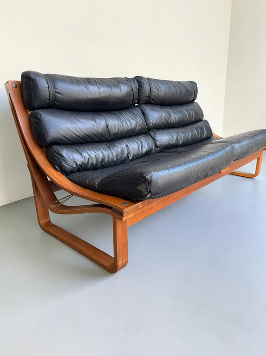 Tessa T4 Three-Seater Lounge – Iconic 1970s Fred Lowen Design in Black Leather