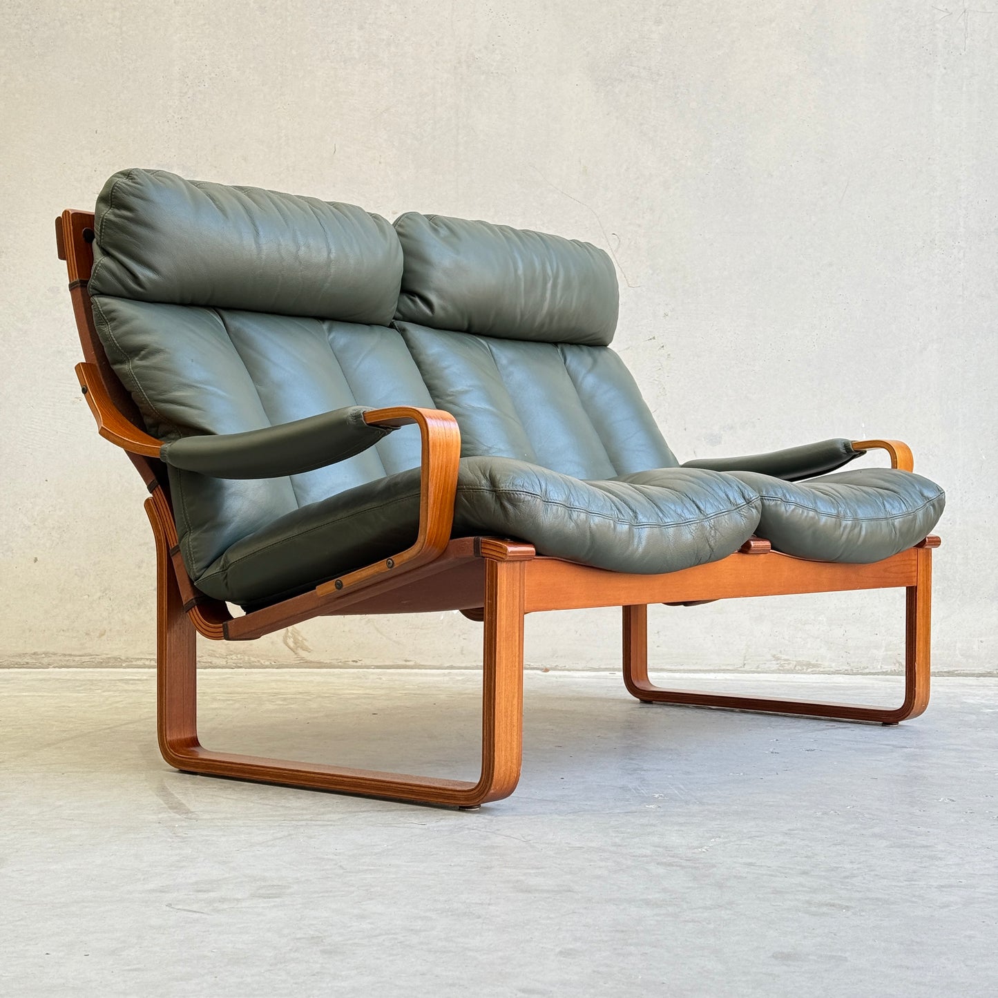 Tessa Stockholm 2 Seater – Forest Green (Revive)