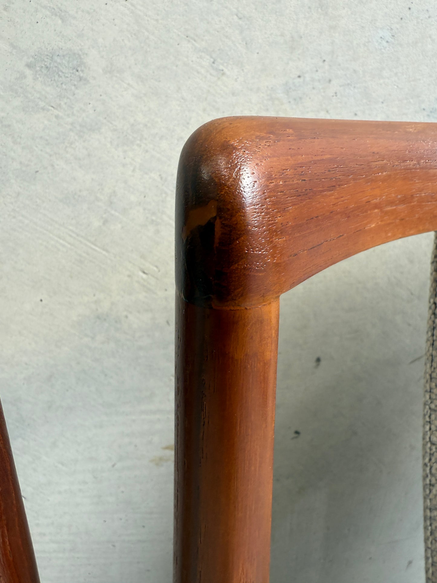Detailed close up shot of restored t bak parker 88 chair