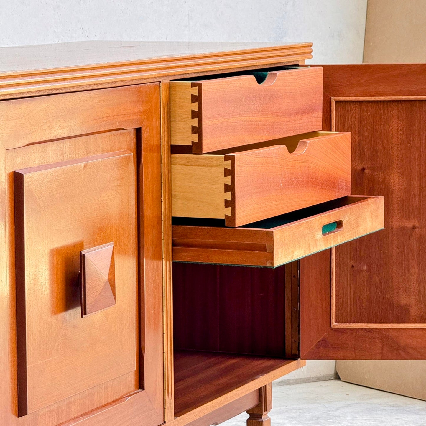 Gainsborough 3 Door Credenza (Refine)