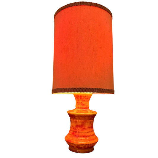 Vintage Mid-Century Ceramic Table Lamp – Stunning Urn-Shaped Orange Glaze, 1960s/70s