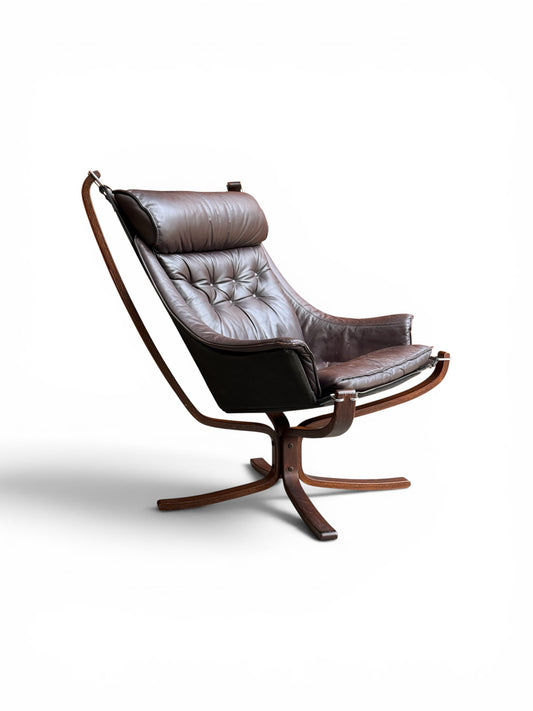 Sigurd Resell Falcon Chair for Vatne Møbler, 1970s, 
Mid Century Highback Sling Chair - Quality Vintage Leather