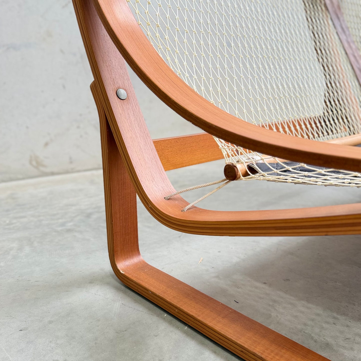 Tessa T4 Two-Seater Lounge – Iconic 1970s Fred Lowen Design in Rich Brown Leather