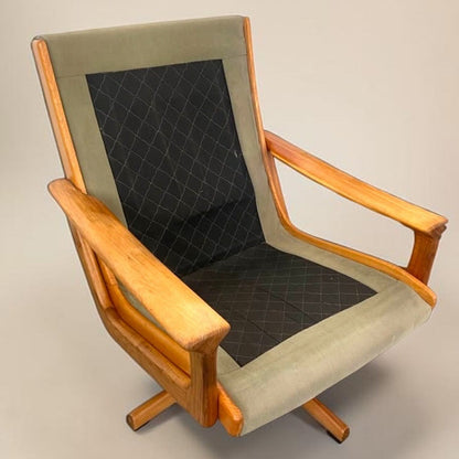 Vintage Mid Century Tessa T21 Swivel Chairs Pair (Refine)