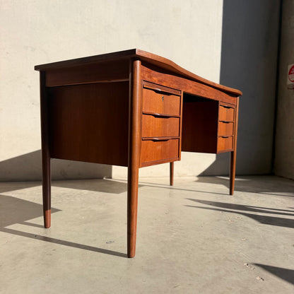 Danish Mid Century Modern Teak Desk by Easing Møbelfabrik