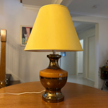 Large Groovy Sunset Ribbed Ceramic Table Lamp – Bold MCM Statement Piece