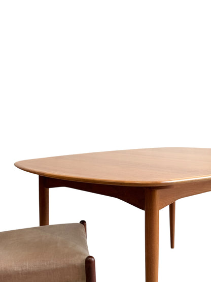 Fully Restored Parker No.92 D End Dining Table