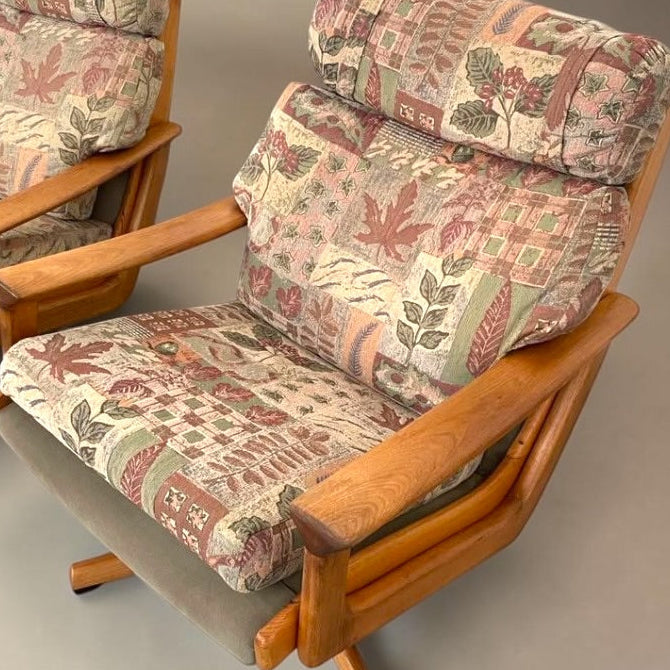 Vintage Mid Century Tessa T21 Swivel Chairs Pair (Refine)