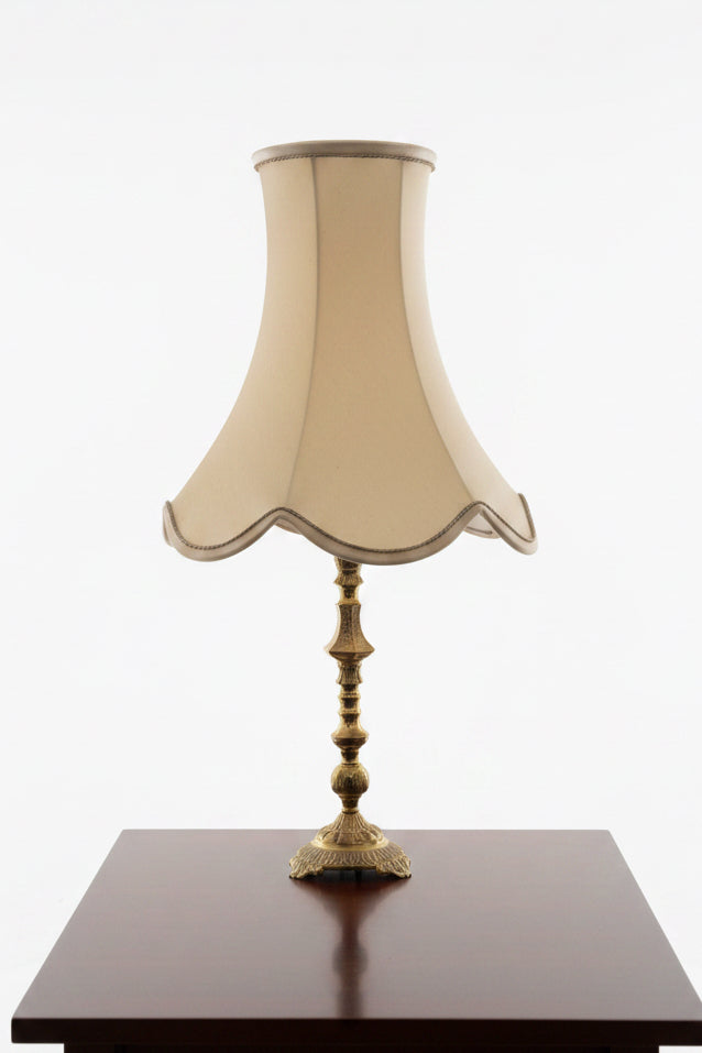 Mid-Century Ornate Brass Table Lamp with Ivory Scallop Ruffle Shade – Vintage