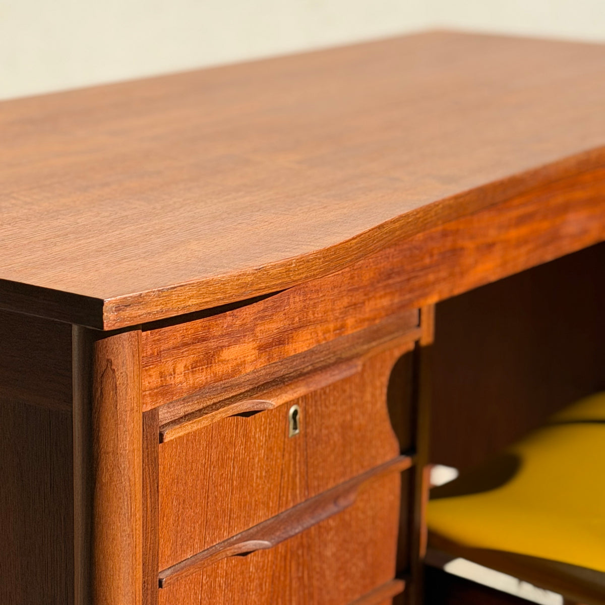 Danish Mid Century Modern Teak Desk by Easing Møbelfabrik