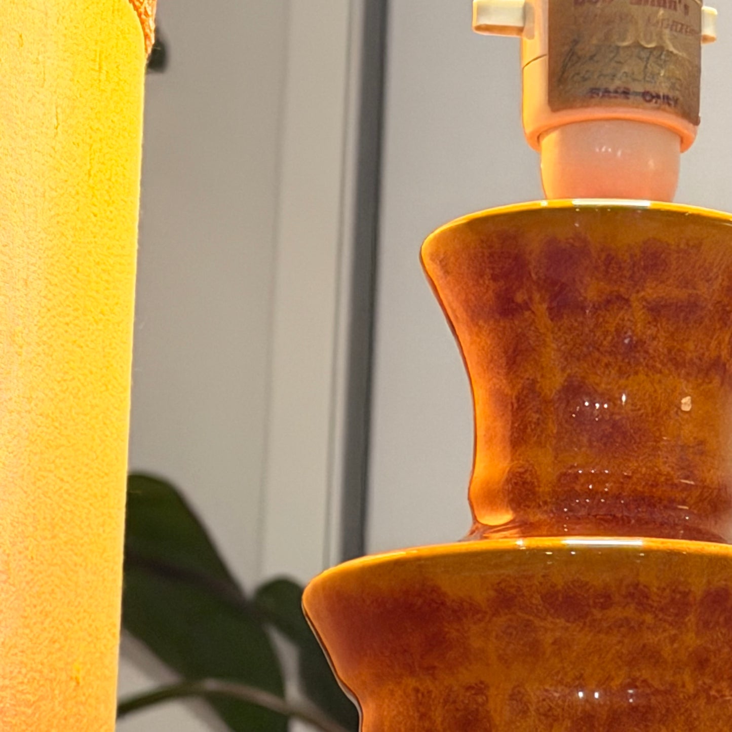 Vintage Mid-Century Ceramic Table Lamp – Stunning Urn-Shaped Orange Glaze, 1960s/70s