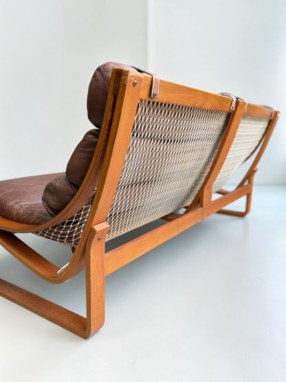 Tessa T4 Two-Seater Lounge – Iconic 1970s Fred Lowen Design in Rich Brown Leather