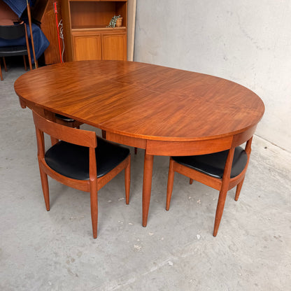 Ernst Hansen Mid-Century Round Extending Dining Set – Teak with 5 Chairs (6th Available upon request for fee)