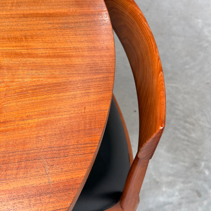 Ernst Hansen Mid-Century Round Extending Dining Set – Teak with 5 Chairs (6th Available upon request for fee)