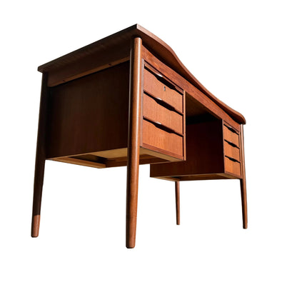 Danish Mid Century Modern Teak Desk by Easing Møbelfabrik