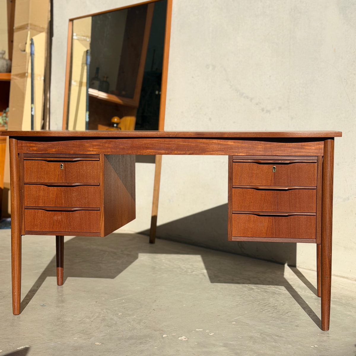Danish Mid Century Modern Teak Desk by Easing Møbelfabrik