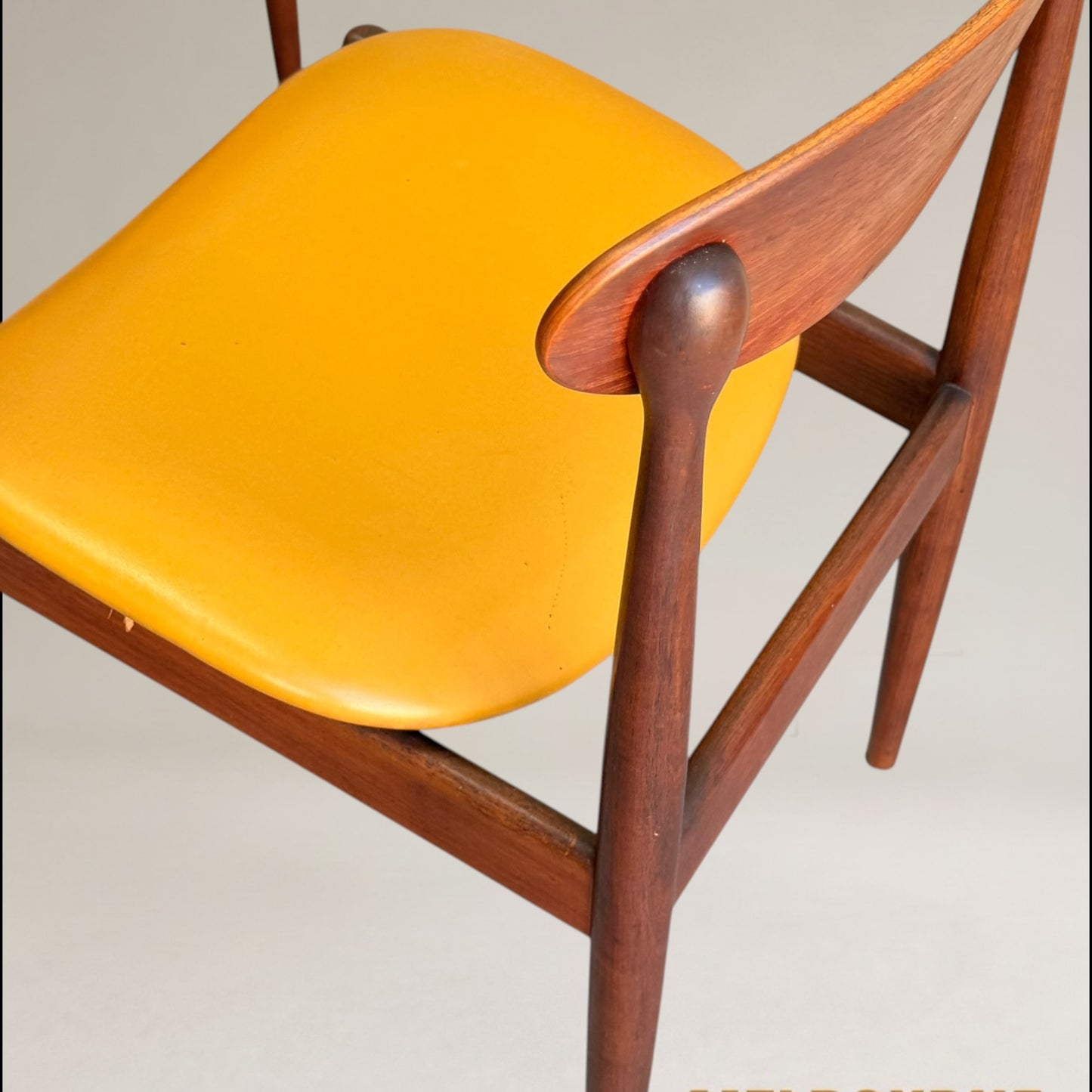 107 Parker Matchstick chairs - Set of 4 - Vintage Originals