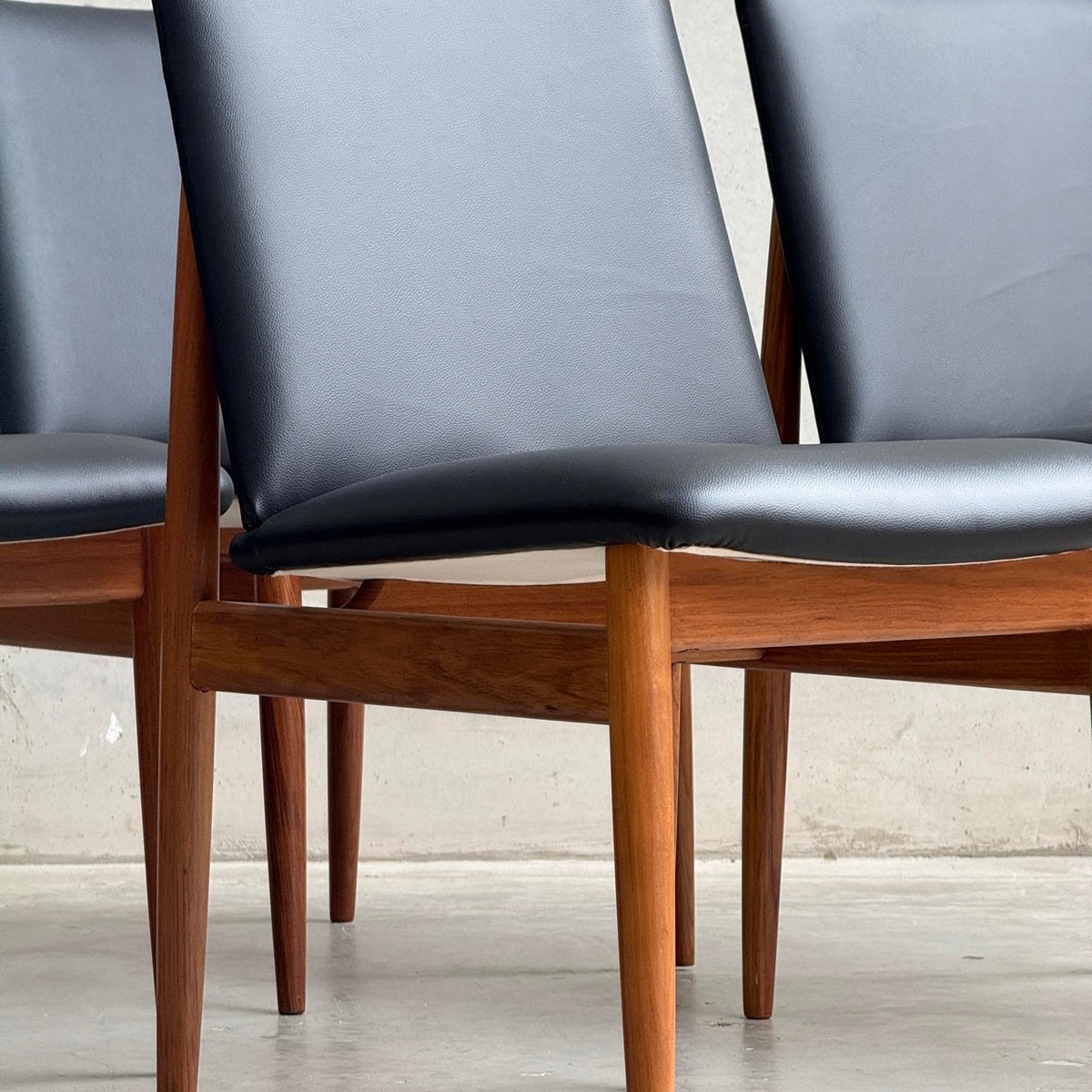 Pre-Order: Professional Restoration Parker 118 Slab Back Chair Set of 4
