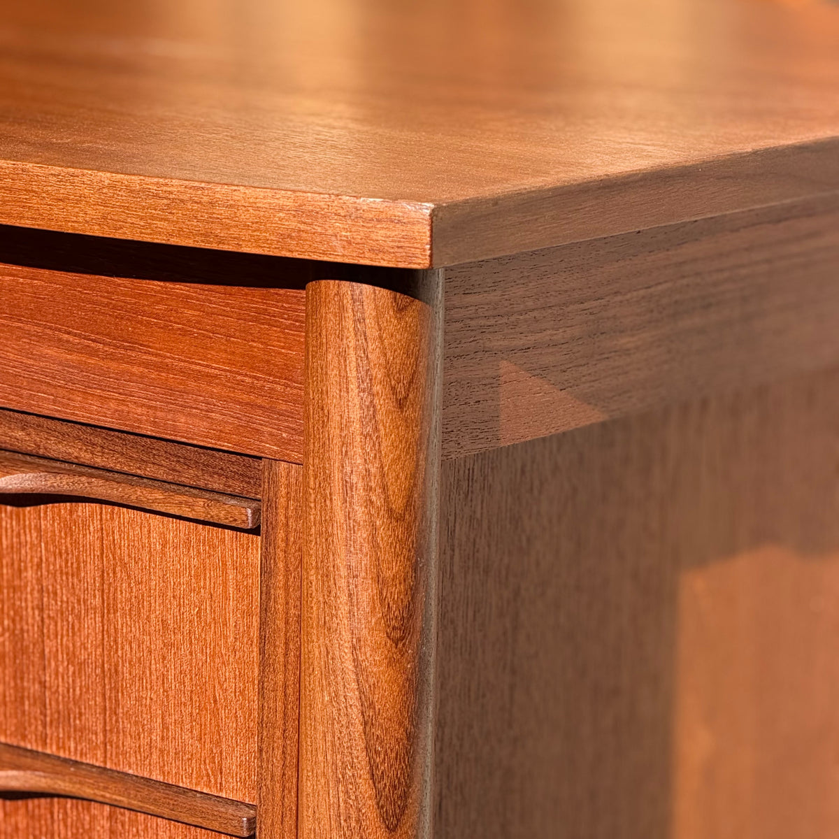 Danish Mid Century Modern Teak Desk by Easing Møbelfabrik