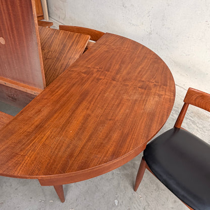 Ernst Hansen Mid-Century Round Extending Dining Set – Teak with 5 Chairs (6th Available upon request for fee)