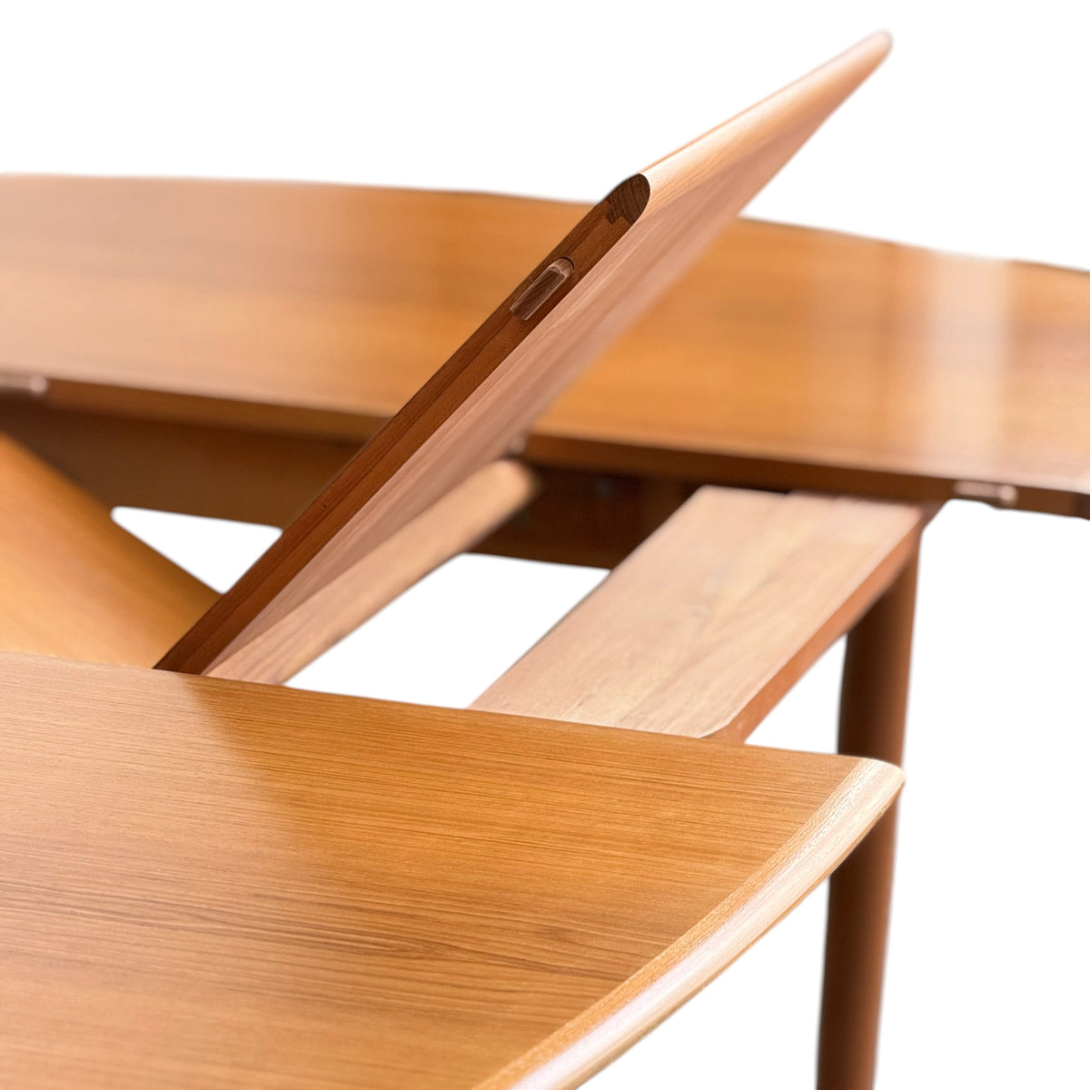 Fully Restored Parker No.92 D End Dining Table