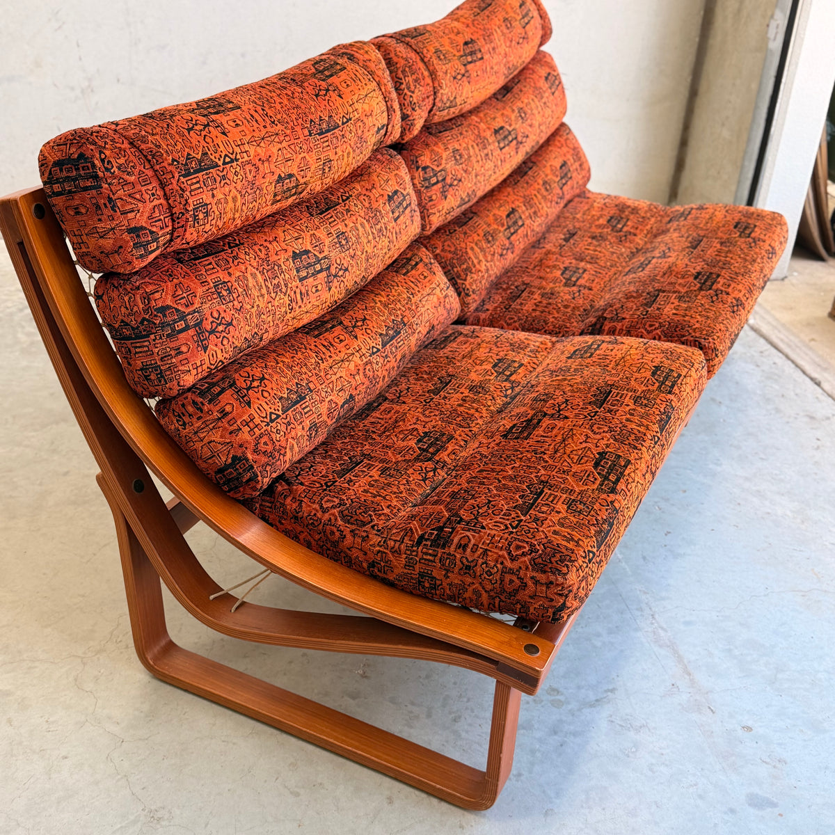Vintage Tessa T4 Three-Seater Lounge – Burnt Orange Velvet