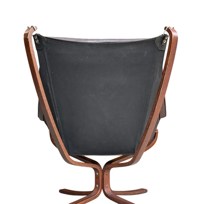 Sigurd Resell Falcon Chair for Vatne Møbler, 1970s, 
Mid Century Highback Sling Chair - Quality Vintage Leather