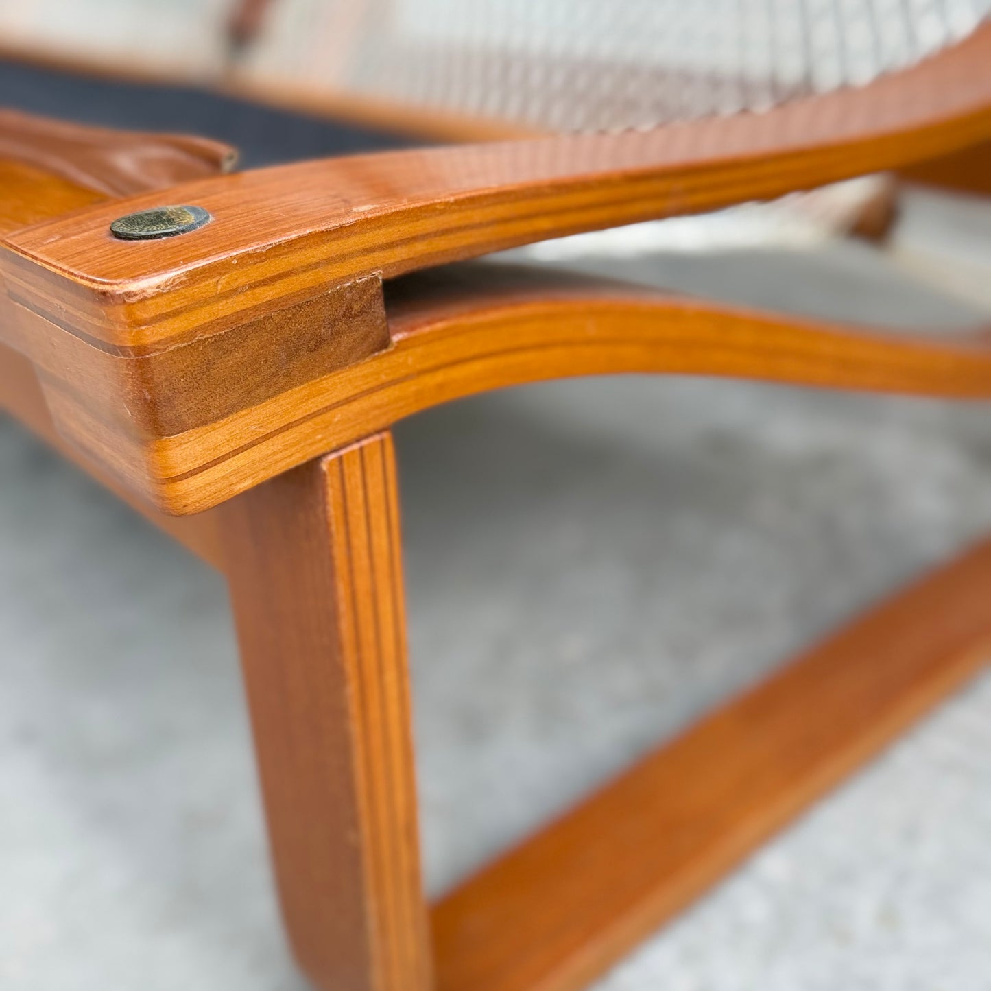 Tessa T4 Two-Seater Lounge – Iconic 1970s Fred Lowen Design in Rich Brown Leather