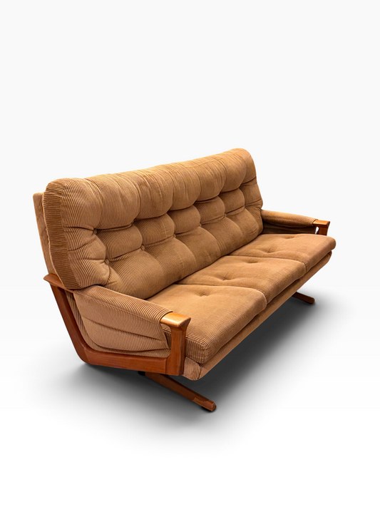 Vintage Tessa T1 Sofa in Original Corduroy