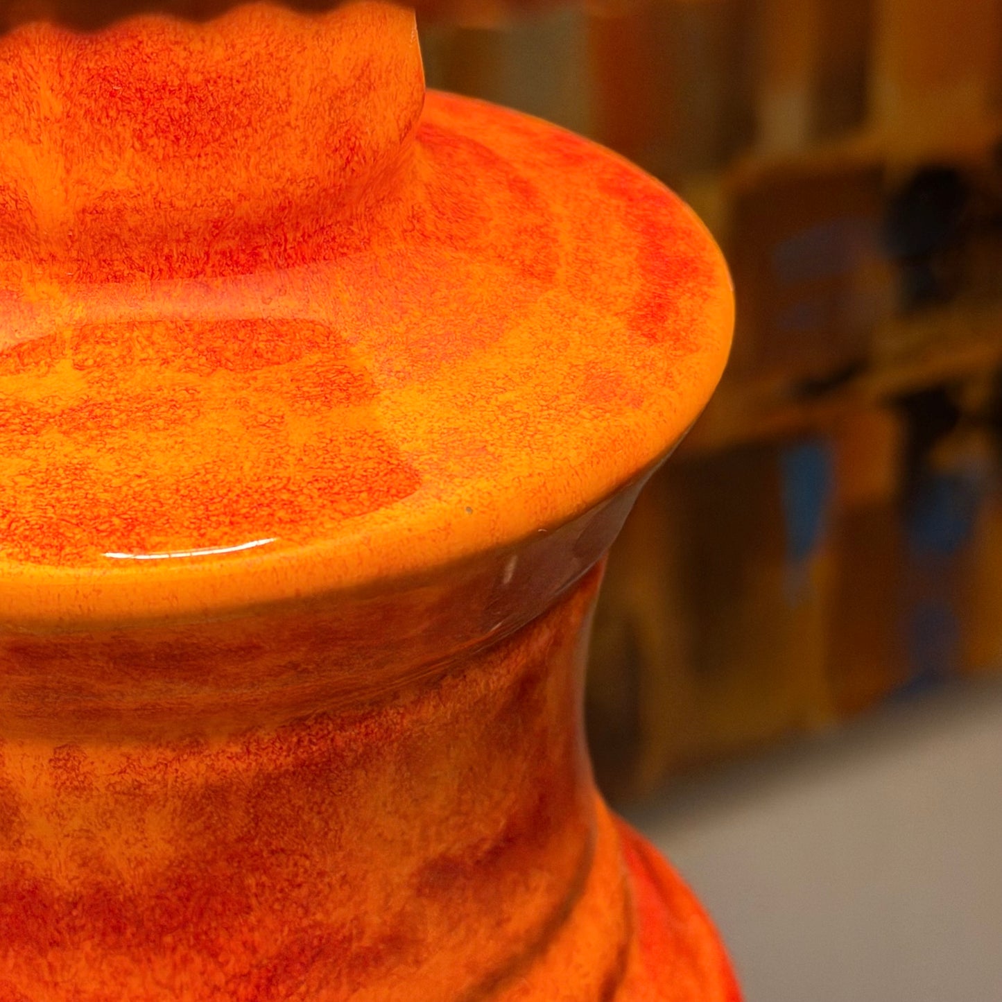 Vintage Mid-Century Ceramic Table Lamp – Stunning Urn-Shaped Orange Glaze, 1960s/70s
