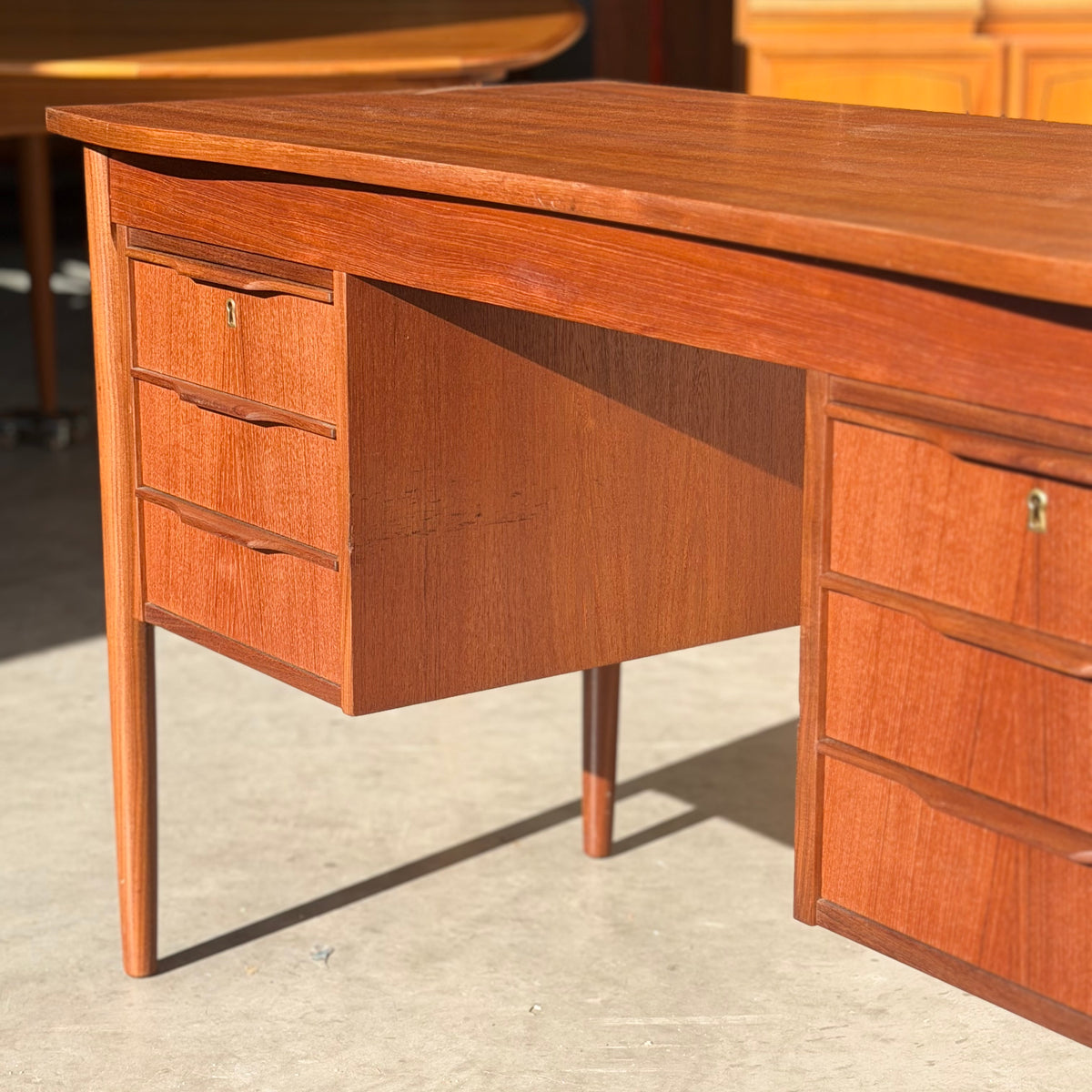 Danish Mid Century Modern Teak Desk by Easing Møbelfabrik