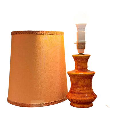 Vintage Mid-Century Ceramic Table Lamp – Stunning Urn-Shaped Orange Glaze, 1960s/70s