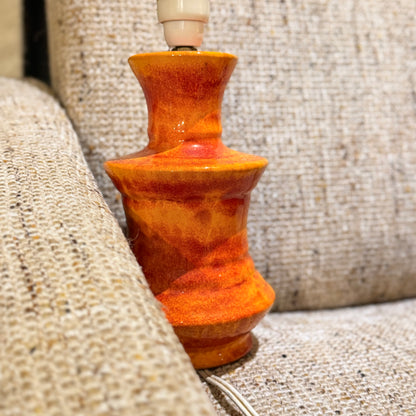 Vintage Mid-Century Ceramic Table Lamp – Stunning Urn-Shaped Orange Glaze, 1960s/70s