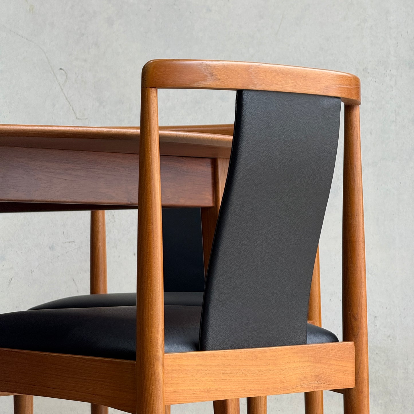 Fully Restored Parker T-Back Number 88 Dining Chairs Set of 4 - Black Vinyl  (Rediscover)