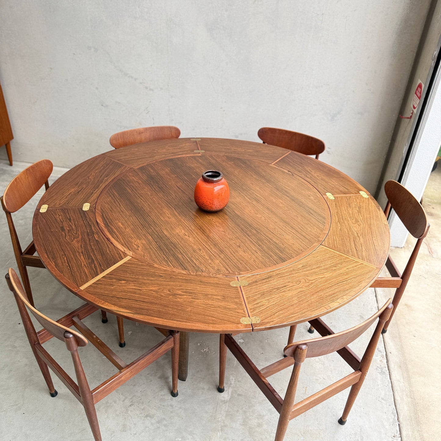Dyrlund “Flip-Flap” Dining Table – Brazilian Rosewood – Ultra Rare (Revive)