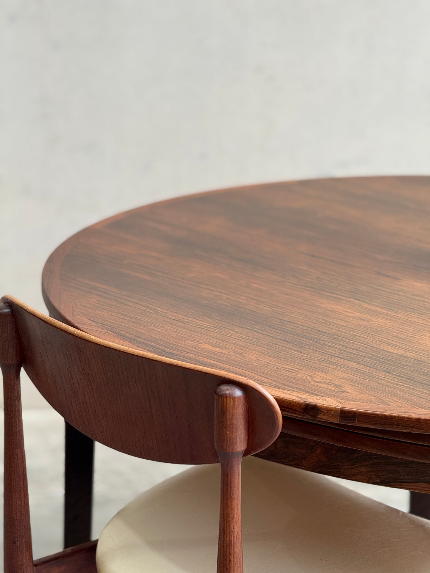 Dyrlund “Flip-Flap” Dining Table – Brazilian Rosewood – Ultra Rare (Revive)