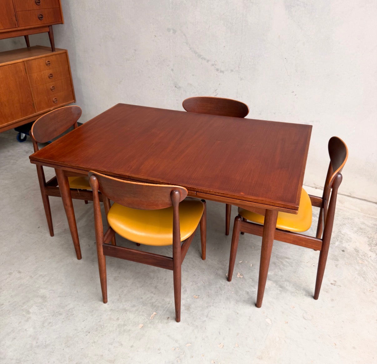 107 Parker Matchstick chairs - Set of 4 - Vintage Originals