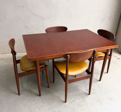 107 Parker Matchstick chairs - Set of 4 - Vintage Originals