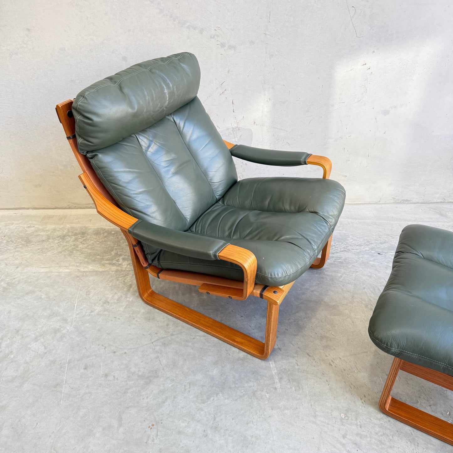 Tessa Stockholm Armchair & Foot Stool – Forest Green (Revive)