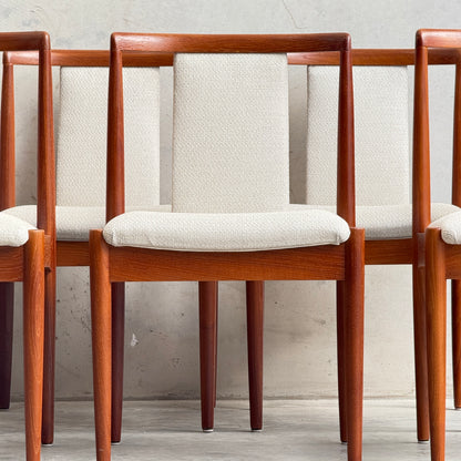 Fully restored Parker T-back Number 88 mid-century modern dining chairs set of 6 in speckled dove white upholstery with solid teak frame