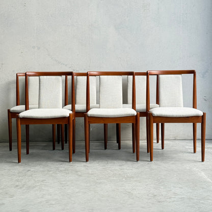 Fully restored Parker T-back Number 88 mid-century modern dining chairs set of 6 in speckled dove white upholstery with solid teak frame