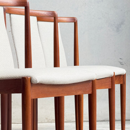 Restored Parker No.88 T-back mid-century modern dining chairs set of 6 showing sleek contours and rich teak timber