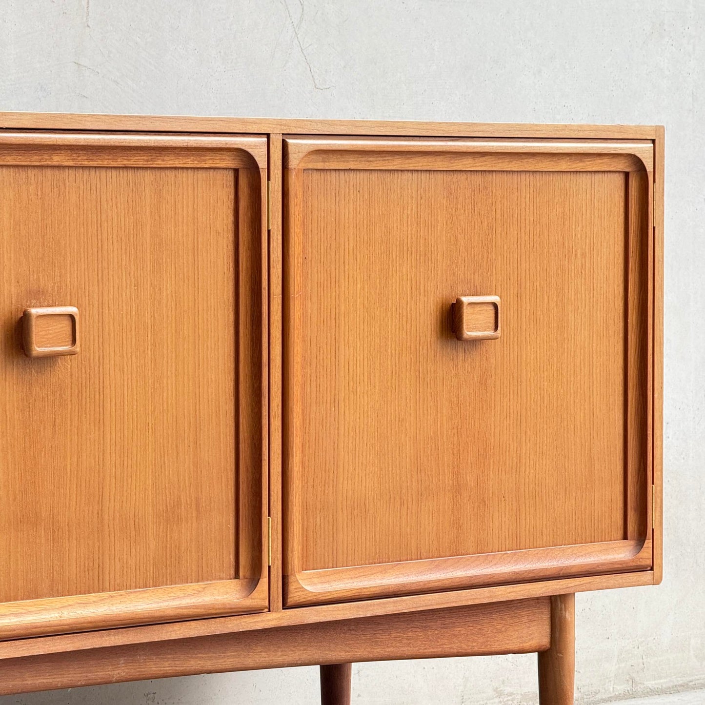 Parker Credenza Buffet - MCM Cigar Legs (Revive)