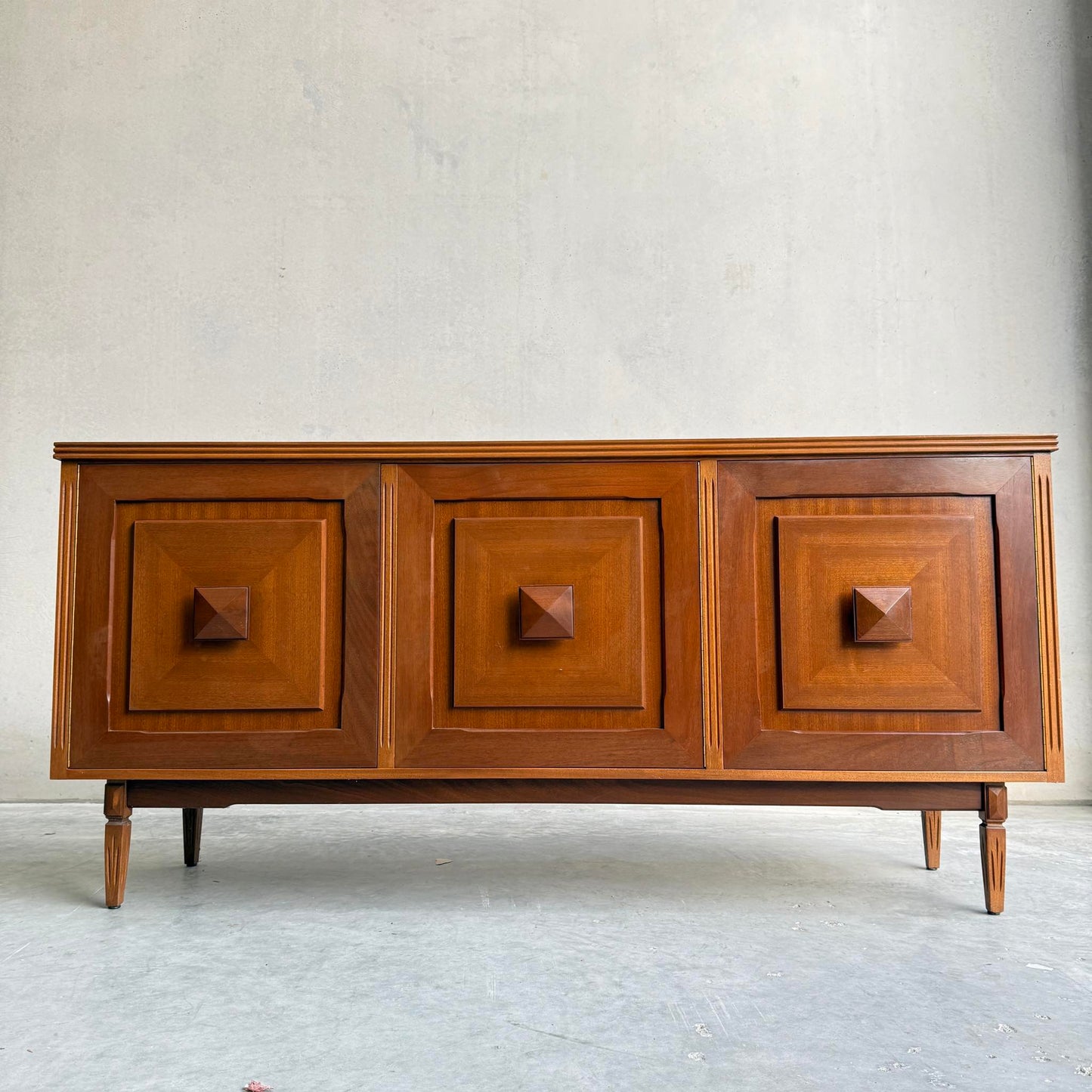 Gainsborough  3 Door Credenza (Refine)