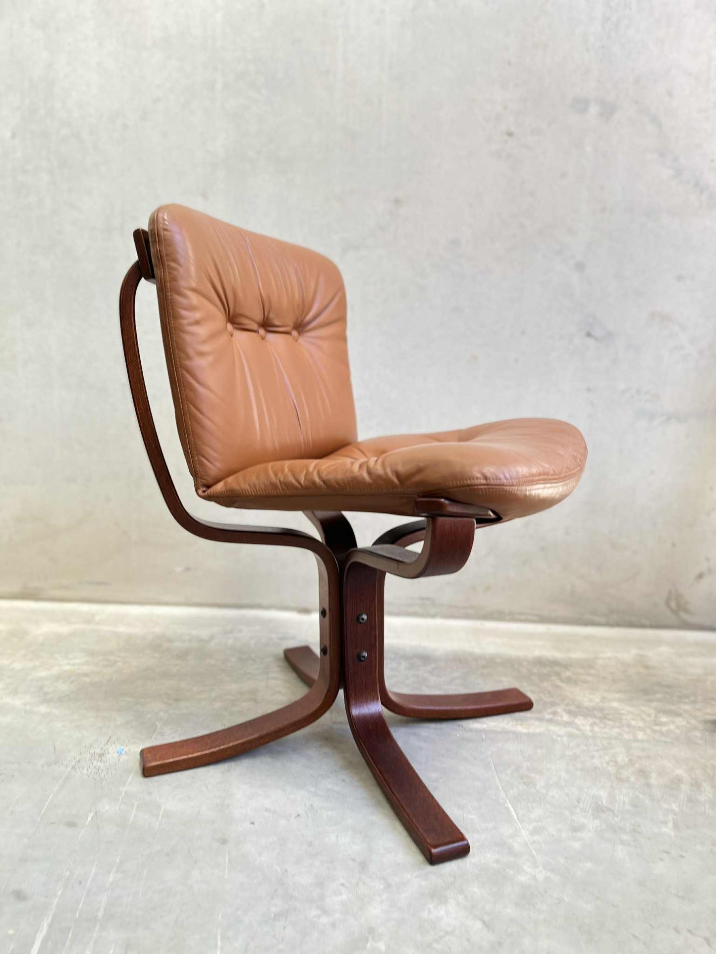 Joe Rufenacht Set of 6 Designer Dining Chairs & Solid Wooden Table Suite (Revive)