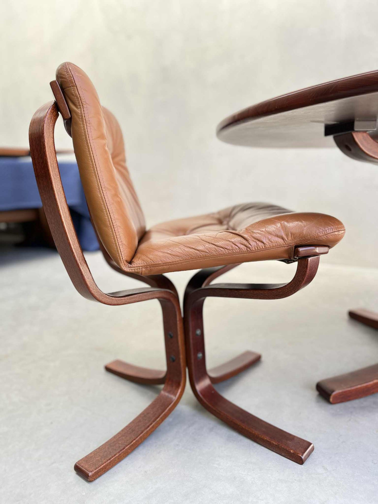 Joe Rufenacht Set of 6 Designer Dining Chairs & Solid Wooden Table Suite (Revive)