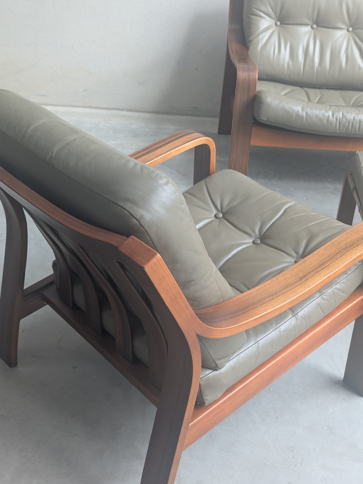 Tessa T9 Set - Full Grain Olive Leather Upholstery (Refine)
