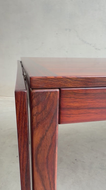 1970s Danish Modern Rosewood Dropleaf Dining Table by Vejle Stole og Mobelfabrik (Model 166, 1975)