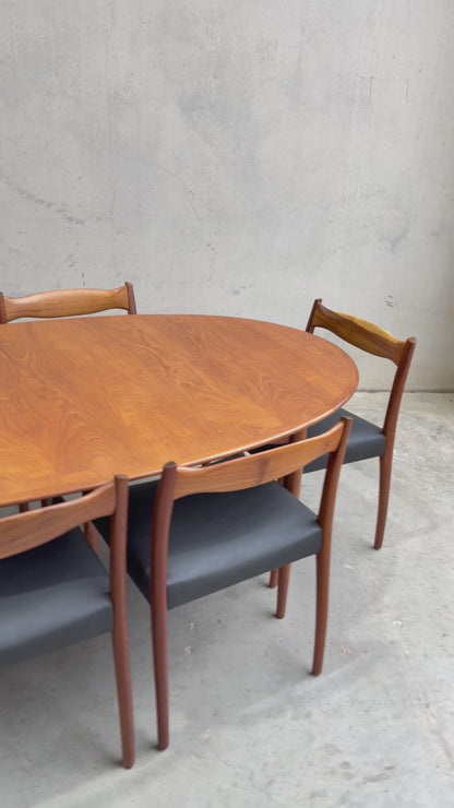 Fully Restored Mid-Century Parker 91 Oval Teak Dining Suite with 6 Fler 64 Blackwood Chairs (Rediscover)